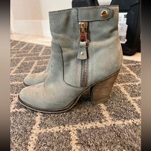 Grey Nubuck leather Ankle Boots